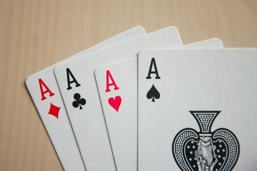 Poker hat sich zu einem trendigen Kartensport entwickelt