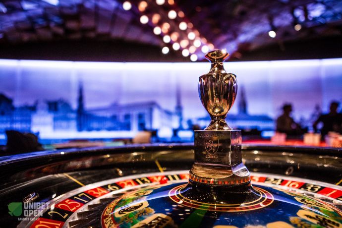 Top Amazing Stories in Gambling History - PokerNews.com