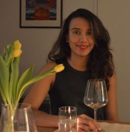 Hi! My name is Sarah Hamid